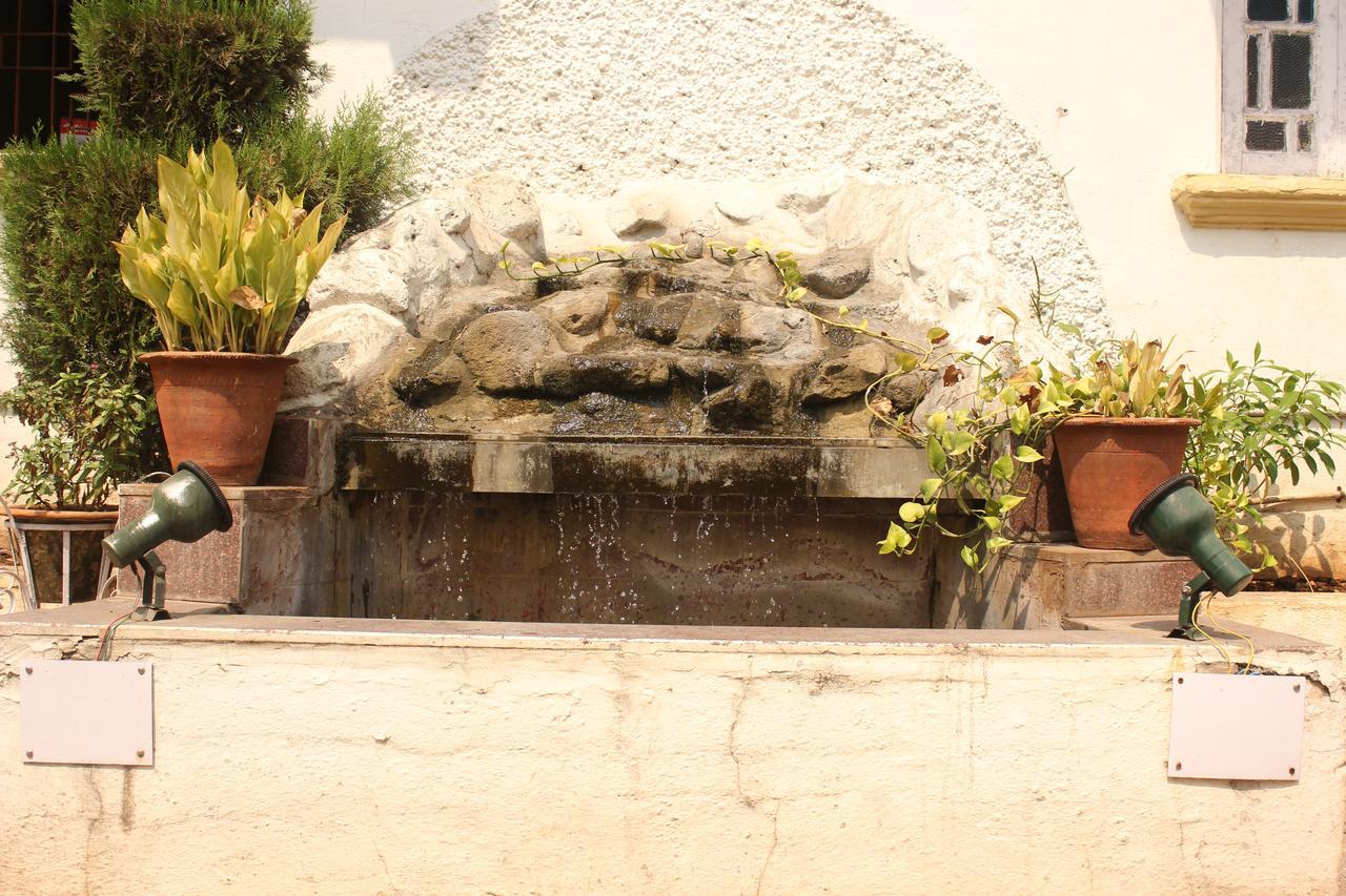 Hotel Homeland Pune Exterior foto
